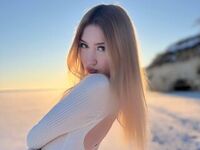 fingering girl cam MadaleneAlicia