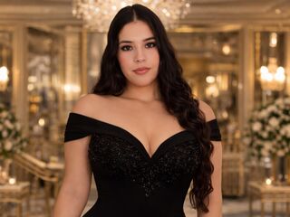 naked webcam girl fingering MadieWatson