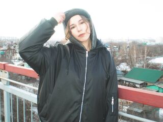 naughty camgirl MagalyArney