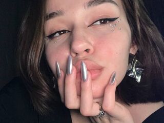 naked camgirl masturbating MarryTripis