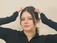 camslut showing pussy MauritaRoberge