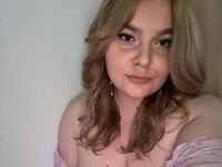 girl cam MeganDarcy
