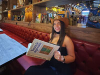 fingering girl cam MelanyCol