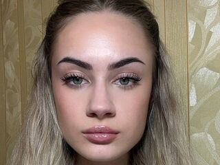 naked webcam girl picture MellieSchultze