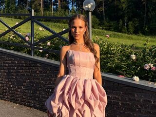 free chat MirianaFarris