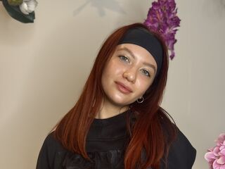 camgirl playing with sextoy MonaDobin