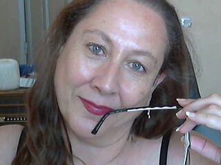 adult cam chat MyriamLevieux