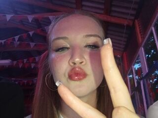free webcam chat room NelleCauthorne
