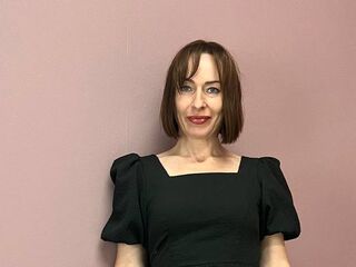 camgirl showing pussy PaulineGonzale