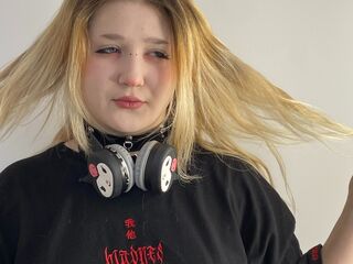 camwhore video PilarVanhee