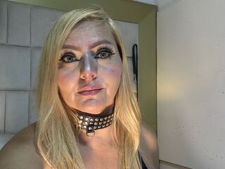 naughty cam girl RoxaneGrace