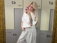 masturbating girl ScarlettAndreula