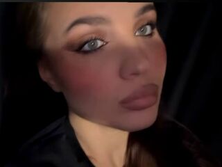 naughty cam photo SeemaRedhouse