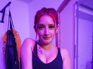 naughty cam girl masturbating with dildo SharaTomsonn