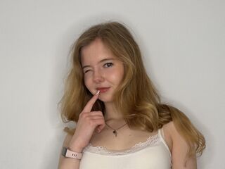 masturbating girl SheridanHourani