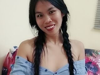 naughty camgirl masturbating with dildo SimplyRitz