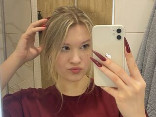 anal sex webcam SkyeDavi