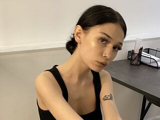 naked cam girl photo TaliaHicks