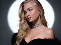 topless girl TessaSterling