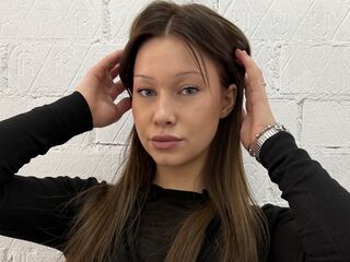 live striptease show ThaliaDiersen