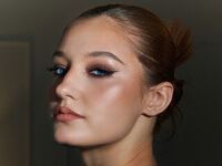 hot camhooker VerniaGrenon